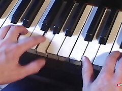 They Gulp Prick so Deep in Their Throats and Drizzle on Each Other They Gulp Prick so Deep in Their Throats and Drizzle on Each Other