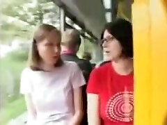 eager hook-up in the bus, discharged trim eager hook-up in the bus, discharged trim