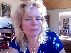 This dame makes my dick feel so much better and those bumpers are amazing This dame makes my dick feel so much better and those bumpers are amazing