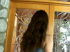 Legged street tart controls every aspect of the art of love Legged street tart controls every aspect of the art of love