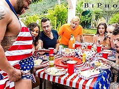 Biphoria - 4th Of July Scorching Af Bi Orgy