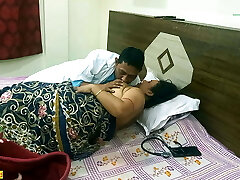 Indian hot Bhabhi fucked by Doctor! With dirty Bangla chatting