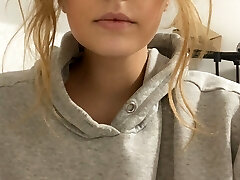 #Teen #Girl humps herself #Teen #Girl humps herself