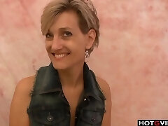 Older woman orgasms with intercourse toys Older woman orgasms with intercourse toys