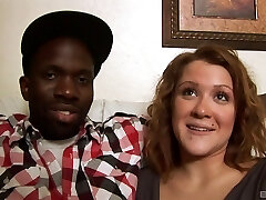 Cockslut with amazing curves and big udders takes BBC inside her