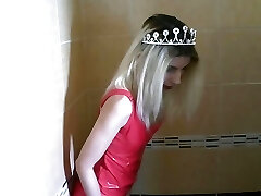missy abasement feeding pissing houseslave