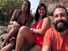 Fode Cast - A Trans Baianinha Venho Pra Fuder Na Praia Ao Ar Livre Com O Casal Mattos 23 Minute - Sofia Surfistinha, Nicoly Mattos And Lukas Zaad Fode Cast - A Trans Baianinha Venho Pra Fuder Na Praia Ao Ar Livre Com O Casal Mattos 23 Minute - Sofia Surfistinha, Nicoly Mattos And Lukas Zaad