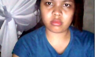 This unexperienced slut is a B grade masturbator but she's got time to become better