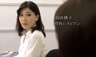 Lady professor lectures topic: how to be a lesbian