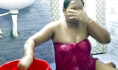 Sexy lady Bath Flash