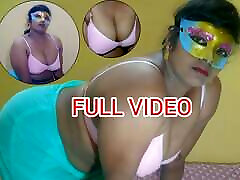 तेलुगु सेक्सी चाची स्व सेक्स के साथ बड़ी मुश्किल मुर्गा. पूरा वीडियो