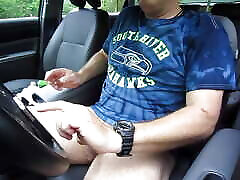 Jerking off in my freaks gianna with an intense orgasm. A friend sent me this shirt to wear to do this video. It&039;s an older video.