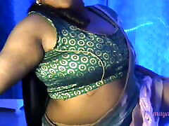 Hot shanon teweed Bhabhi Girl Fulfills Her Sex Desire by Opening Her Clothes, Pressing Her Boobs and Drying Her Boobs