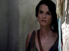 Ellen Hollman and Gwendoline Taylor sex video downald - Spartacus S03E03
