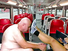 एडमंडेव और लुपो के साथ एक ट्रेन पर पूर्ण 4के मूवी गर्म सेक्स