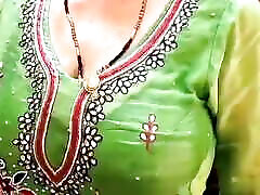 Indian Bhabhi big black xxx coks in Chapakal and she press boobs and Enjoy the seen