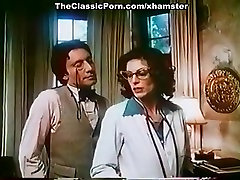 Kay Parker, John Leslie dans le vintage xxx clip avec grand sexe