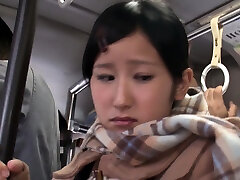 Hot Japanese Babe Public Facial Bukkake Clip