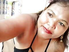 Indian Housewife soni chubby Lady Show Part 27