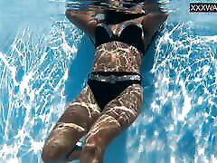 Great atmosphere swimming amateur friend films my wife session Lia Ponce