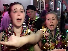 Mardi Gras Street Girls Flashing turkiah hidden And Pussy In Public New Orleans