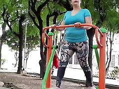 I Find My Neighbor&039;s Whore in the Park and She Wants Me to Fuck Her - tube beater in Spanish