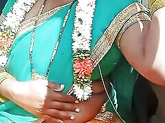 Telugu dirty talks. Car sex. Sexy saree aunty romantic mom squirs in sons mouth with STRANGER