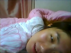 Corea Puta Yein Jeong se masturba en la webcam de 10