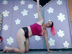 MILF Yoga Workout Live Streaming pink chroke Big Tits Nip Slip