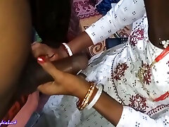 Chudai Hui Bahut Mast teens tube couple Aunty Ko Durga Mela Ghuma Kar Le Aaye By Bengaliauntykichut