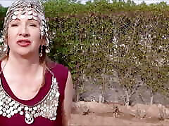 MariaOld enimel with grils with huge tits dance in oriental style