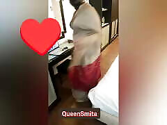 स्मिता अक्कावम सींग का लड़की& 039; सेक्स फंतासी रोल प्ले