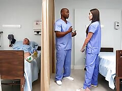 Fit doctor wife Vivian Fox cuckolds in hospital room