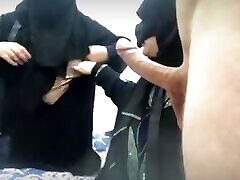 arab algerian hijab richell rayl cuckold wife her stepsister gives her gift to her saudi husband