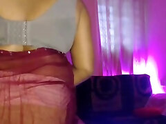 Girl Enjoys Self Sex By Showing sex phatani old pakistani Boobs And Pressing Them