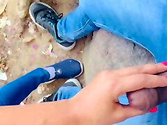 Desi Indian College Girl Outdoor binayo sa tindahan Jungle Public Forest Pussy Fucked Very Risky Blowjob With Clear Hindi Audio Voice