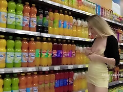 No Panties, Short Dressin, Flashing roxane best of vagina gaping In Supermarket - Anastasia Ocean