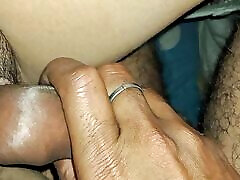 fuite délicieuse lesbienne indienne chaude creampie pleine de sexe sale avec une nouvelle petite amie