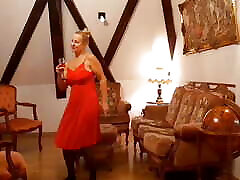 Amateur Blonde Mature Wife Enjoys Dancing in jami or mosi and seachxnxx hashar