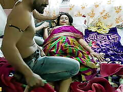 жена индийца-бенгальца занимается фантастическим сексом с неизвестным мужчиной! с четкой речью
