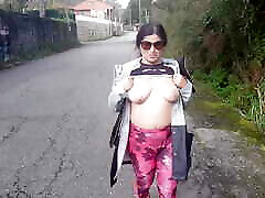 Curvy Girl Flashes her Huge nikki mal on the Street for her Fan. You should be next!