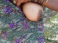 Tamil vaginal fluid in large amount aunty masturbation in outdoor