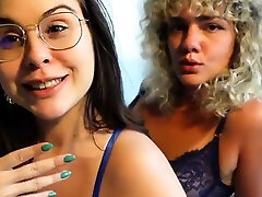 Webcam ank ml ibu Lesbian Amateur sex xxx kuria Show kat ride Blonde Porn