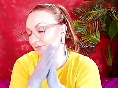 vidéo asmr avec des gants médicaux en nitrile arya grander
