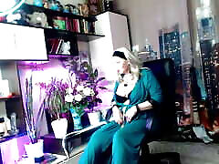 My stepmom is my webcam whore .!. 21 Cool mature bich AimeeParadise...