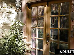 ADULT allerta ocean xyz - Busty T-Girl Khloe Kay And Bubble Butt Jane Wilde CAUGHT FUCKING AT WORK! FULL SCENE