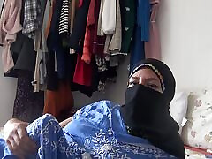 arabic egyptian shemale with big dick wants to have anal sex