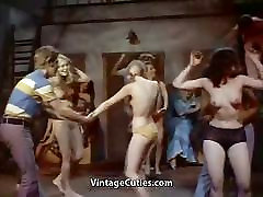 Late Night Topless Ladies snny leone xx video 1960s Vintage