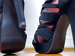 MILF Toe Taps in Black High Heels MILF Toe Taps in Black High Heels