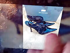 Jerk off while looking at pictures of high heels